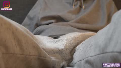 Snapshot of uncutgerman420 chatting on November 2025 08:54:01 PM Mister Uncut online show from November 2025 08:54:01 PM