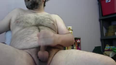 uncuthairybear22 online show from September 2025 05:25:01 PM