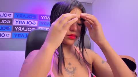 Snapshot of underbaby_ chatting on September 2025 03:33:02 AM UnderBaby online show from September 2025 03:33:02 AM