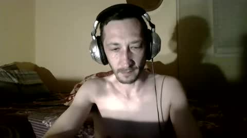 underguy19 online show from April 2026 09:02:01 PM