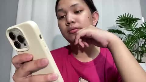 Lily online show from May 2026 11:06:02 AM