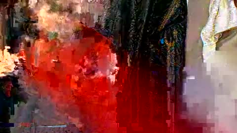 unfoldedlaundry online show from April 2026 06:30:01 AM