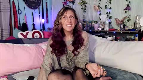 Unforgettable138- Thankful to be Thankful Thanksgiving Broadcast Tonight xo online show from January 2026 07:13:01 AM