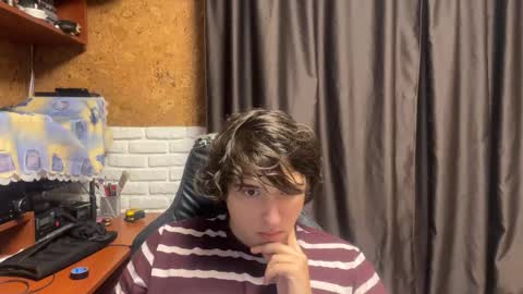 Snapshot of unholy_heat chatting on September 2025 08:03:01 PM Anri online show from September 2025 08:03:01 PM