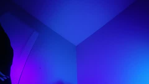 Snapshot of uniballboy chatting on February 2026 07:03:02 AM Uni Ball online show from February 2026 07:03:02 AM