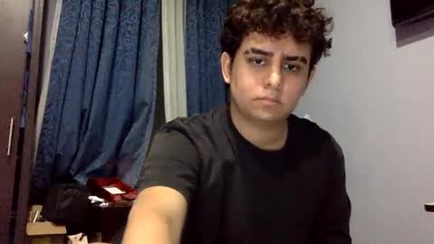 Snapshot of unlimitedfantasy chatting on February 2025 06:02:01 AM Thiago online show from February 2025 06:02:01 AM