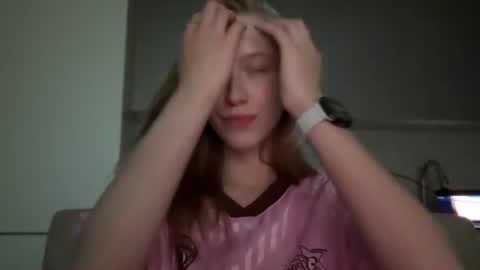 Snapshot of unnabella chatting on June 2026 10:19:02 PM UnnaBella online show from June 2026 10:19:02 PM
