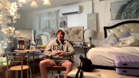 Stepbro online show from February 2025 01:08:02 PM