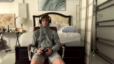 Stepbro online show from February 2025 11:12:01 AM