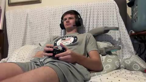 Stepbro online show from March 2025 11:31:01 AM