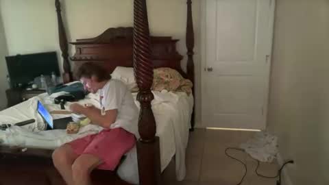 Stepbro online show from November 2025 10:15:02 PM