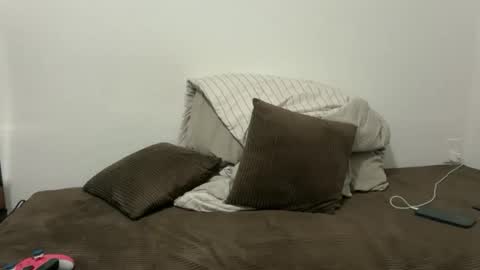 Stepbro online show from March 2026 11:11:01 PM