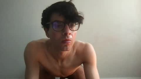 Snapshot of upsetboy chatting on September 2025 04:28:02 PM deaf mute boy online show from September 2025 04:28:02 PM