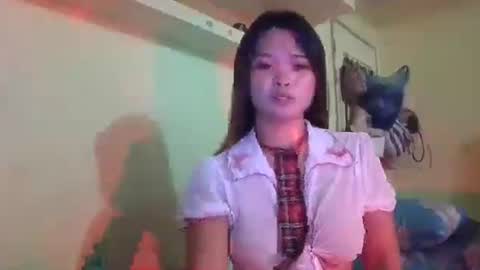 ur_cristal online show from July 2026 12:42:01 PM