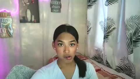 ur_dazzlingmorenaxx online show from April 2026 02:39:01 AM