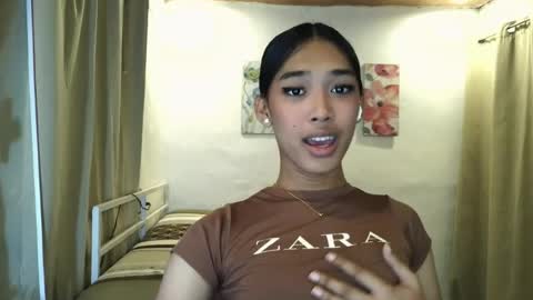 ur_dazzlingmorenaxx online show from July 2026 03:09:01 PM