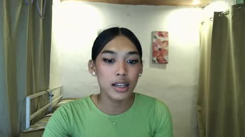 ur_dazzlingmorenaxx online show from July 2026 02:13:01 PM