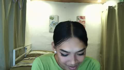 ur_dazzlingmorenaxx online show from July 2026 03:21:02 PM