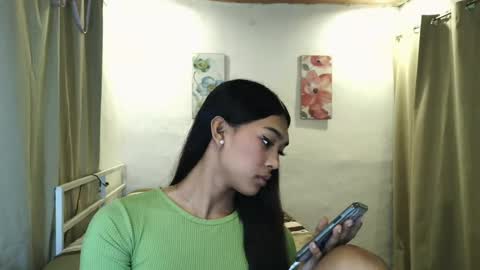 ur_dazzlingmorenaxx online show from July 2026 06:20:01 PM