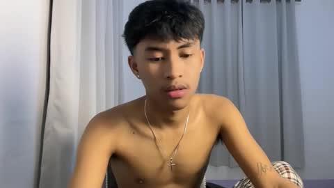 ur_fuckerbttm online show from November 2025 01:22:02 PM