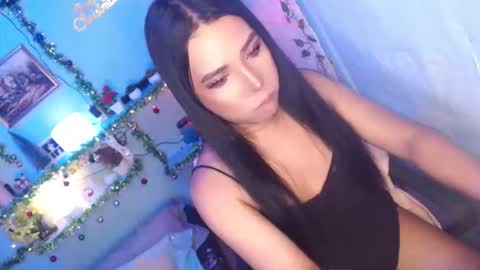 Snapshot of ur_hot_tommiexx chatting on September 2025 05:13:01 PM jennie online show from September 2025 05:13:01 PM