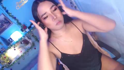 Snapshot of ur_hot_tommiexx chatting on September 2025 02:13:01 AM jennie online show from September 2025 02:13:01 AM