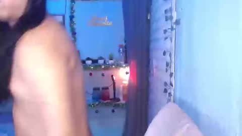 Snapshot of ur_hot_tommiexx chatting on September 2025 04:37:02 AM jennie online show from September 2025 04:37:02 AM