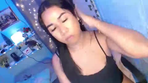 Snapshot of ur_hot_tommiexx chatting on February 2026 11:55:01 AM jennie online show from February 2026 11:55:01 AM