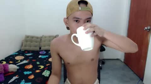 ur_joshuahotnotch online show from June 2026 10:57:01 PM