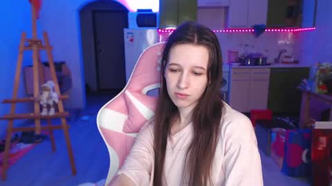 Lera online show from June 2026 02:33:01 PM