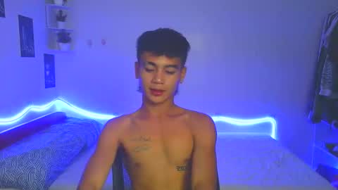 ur_naughtyboy_raphael online show from September 2025 08:50:01 AM