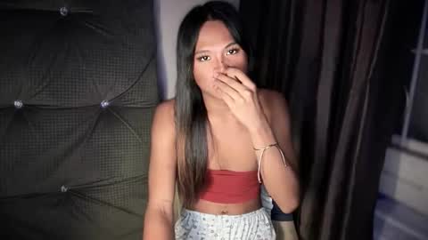 Snapshot of ur_new_obsession chatting on February 2026 01:49:02 PM ur_new_obsession online show from February 2026 01:49:02 PM