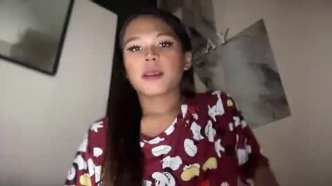 Snapshot of ur_new_obsession chatting on February 2026 11:50:01 AM ur_new_obsession online show from February 2026 11:50:01 AM