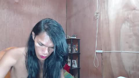 Ur Lovely Pricious online show from May 2026 02:17:01 AM