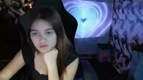 ur_prettyangel online show from May 2026 02:19:01 AM