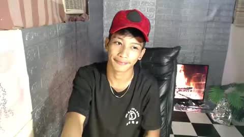 Snapshot of ur_raffy chatting on March 2025 11:56:02 PM ur_raffy online show from March 2025 11:56:02 PM