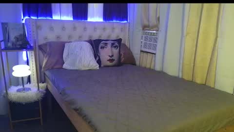 Snapshot of ur_sassyslutx chatting on November 2025 12:43:01 AM ur_sassyslutx online show from November 2025 12:43:01 AM