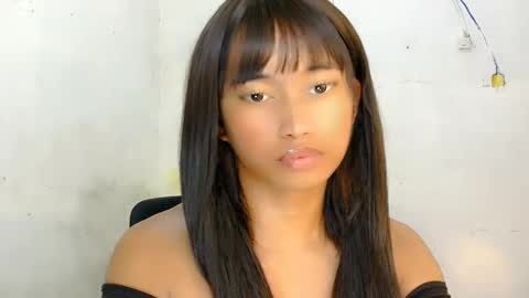 Ellie online show from April 2026 10:58:01 PM