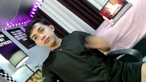 ur_shan21 online show from August 2026 06:43:02 PM