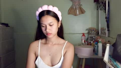 lovelyangel online show from July 2026 06:03:02 PM