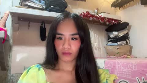 Snapshot of ur_sweet_atarah18 chatting on December 2025 02:57:02 PM Atarah online show from December 2025 02:57:02 PM