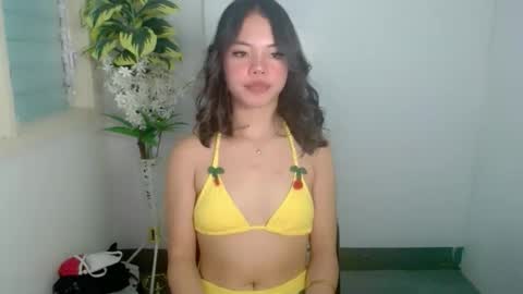 ur_sweetyprincess online show from May 2026 01:29:02 PM
