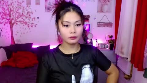 HelloIm  Girly online show from July 2026 12:03:02 PM