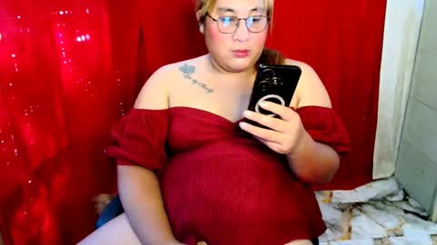 Snapshot of uramazingbomshel chatting on December 2025 12:16:02 AM pretitit micole online show from December 2025 12:16:02 AM