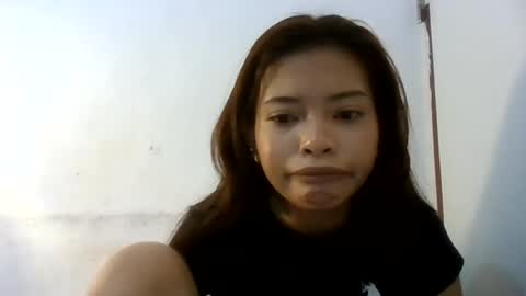 Snapshot of urasian_baby143 chatting on July 2026 10:50:02 AM Muwaa online show from July 2026 10:50:02 AM