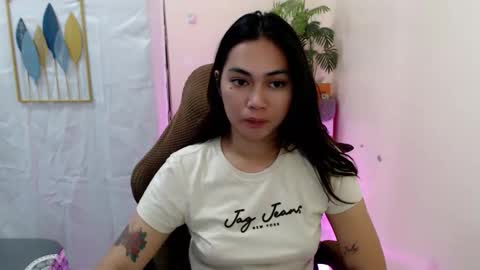 urasian_erica online show from May 2026 06:53:02 AM
