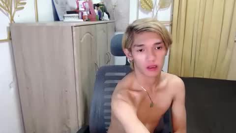 urasian_john20 online show from June 2026 03:23:02 PM