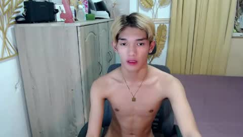 urasian_john20 online show from July 2026 10:32:01 AM