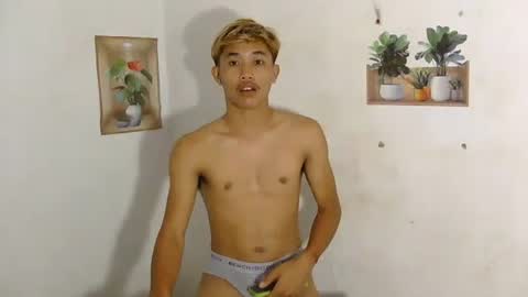urasian_jomarie online show from May 2026 12:11:02 PM