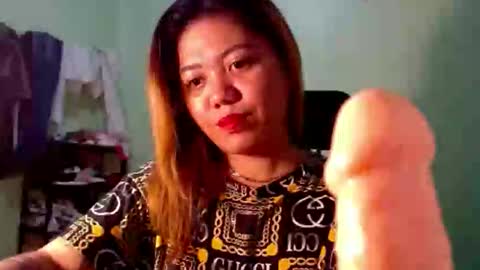 Snapshot of urasian_joy chatting on September 2025 07:27:01 PM urasian_joy online show from September 2025 07:27:01 PM